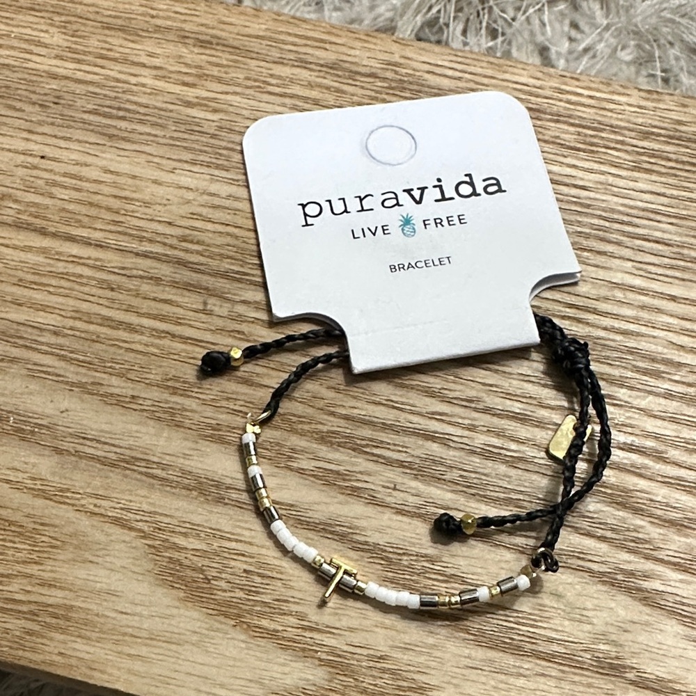 Pura Vida Dainty Alpha Gold Tone Charm Initial “T” Bracelet